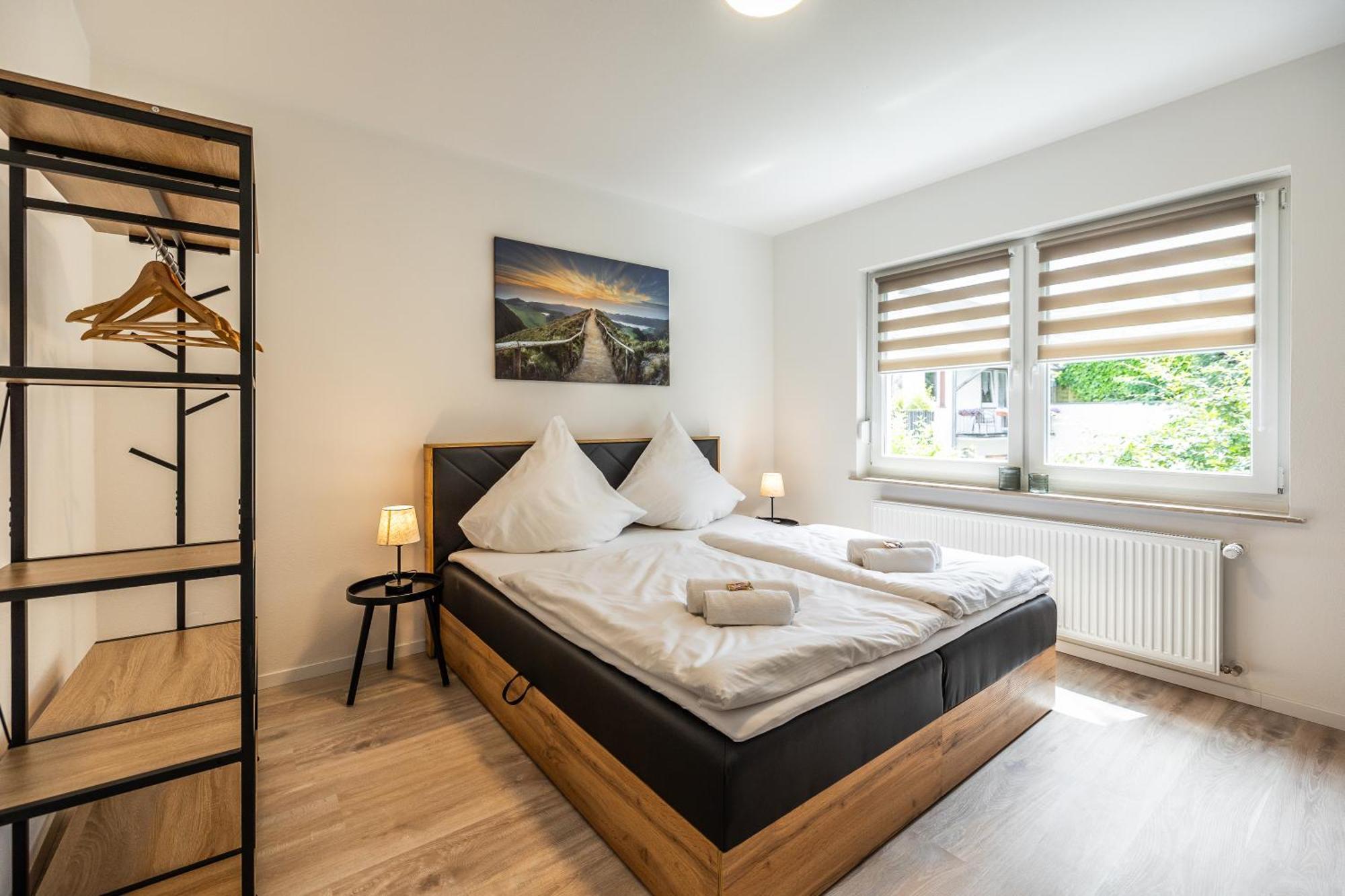 Eifelcomfort Modernes Apartment In Zentraler Lage Pruem Exterior photo