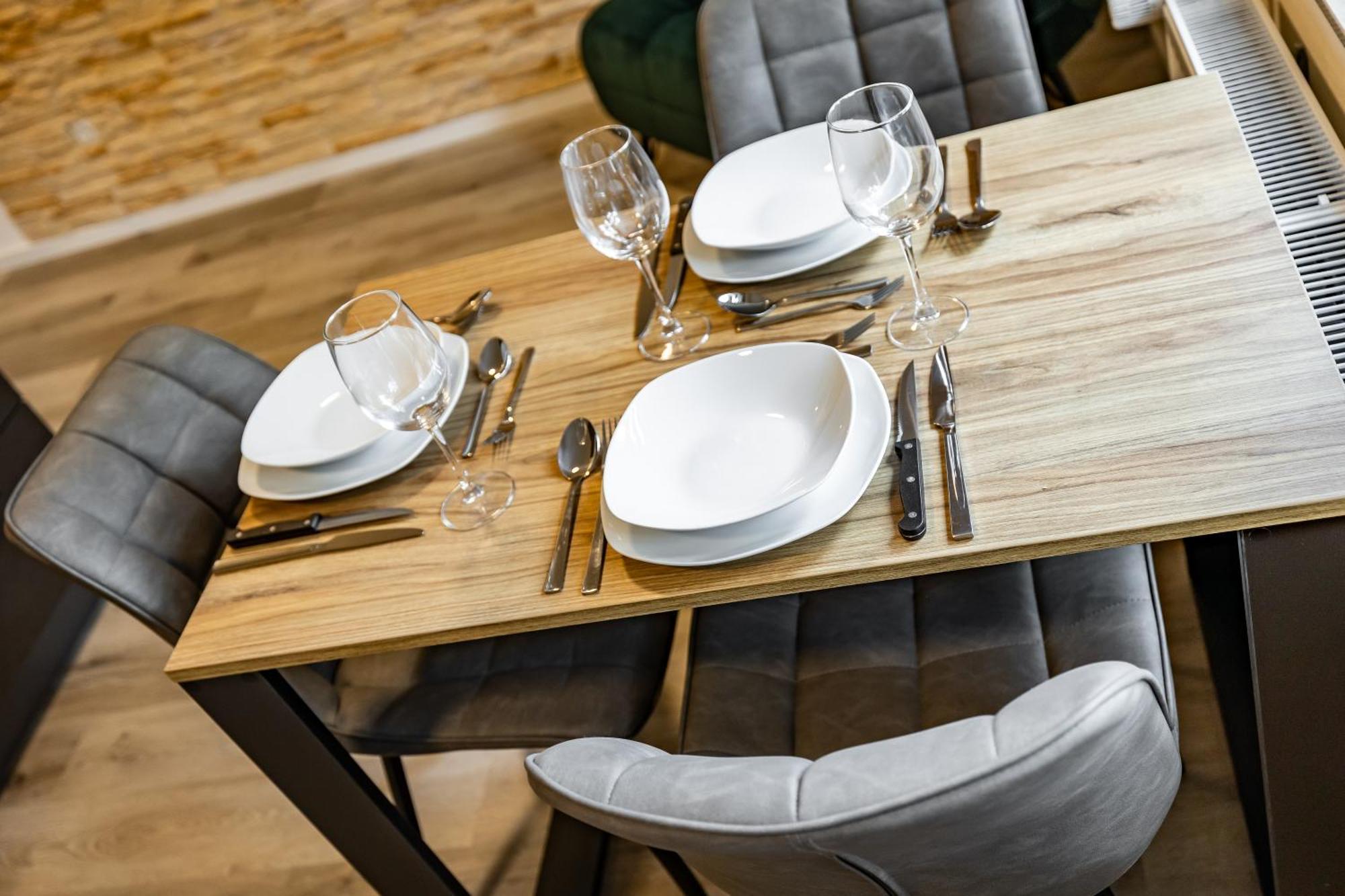 Eifelcomfort Modernes Apartment In Zentraler Lage Pruem Exterior photo