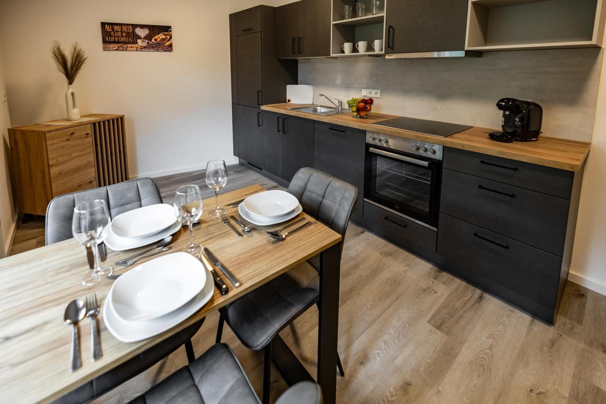 Eifelcomfort Modernes Apartment In Zentraler Lage Pruem Exterior photo